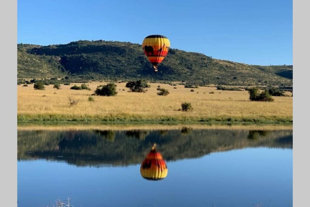 Rhino House With 3 Bedrooms Next To Pilanesberg And Sun City Mogwase Bagian luar foto
