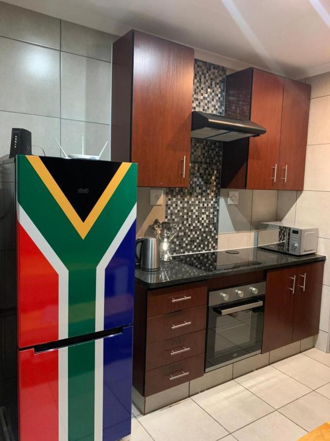 Rhino House With 3 Bedrooms Next To Pilanesberg And Sun City Mogwase Bagian luar foto
