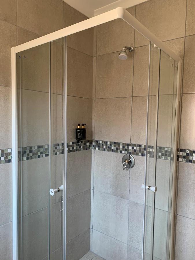 Rhino House With 3 Bedrooms Next To Pilanesberg And Sun City Mogwase Bagian luar foto