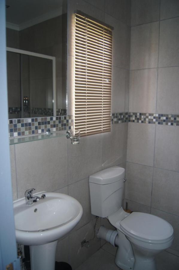 Rhino House With 3 Bedrooms Next To Pilanesberg And Sun City Mogwase Bagian luar foto