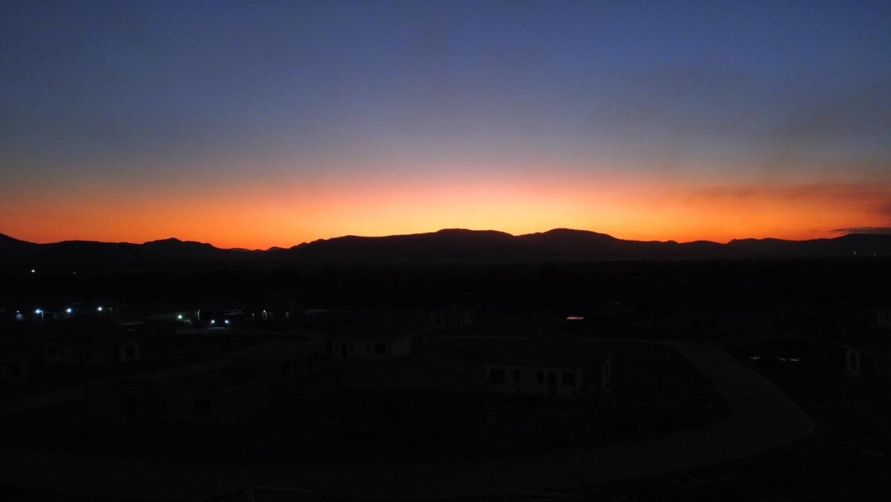 Rhino House With 3 Bedrooms Next To Pilanesberg And Sun City Mogwase Bagian luar foto
