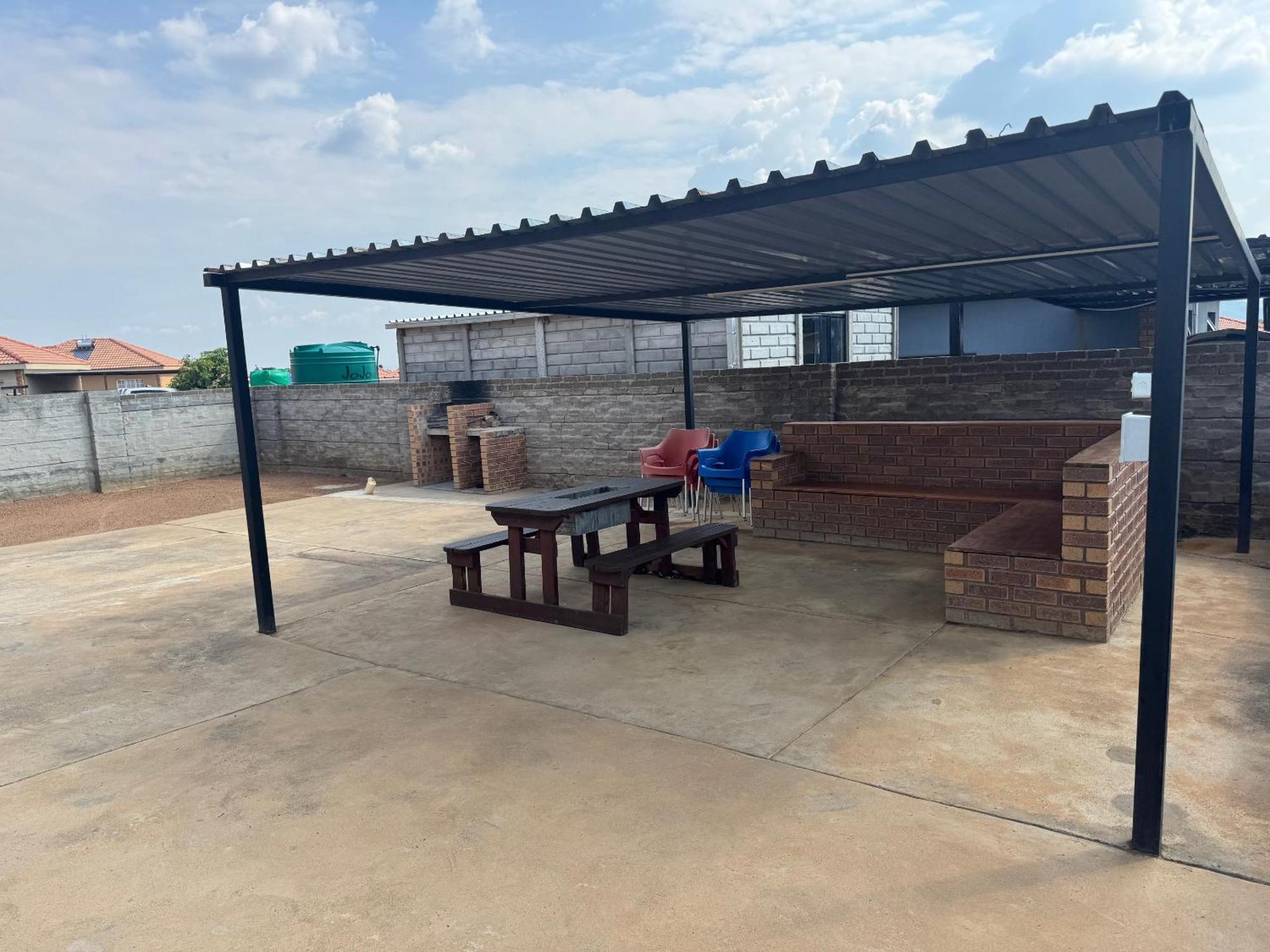 Rhino House With 3 Bedrooms Next To Pilanesberg And Sun City Mogwase Bagian luar foto
