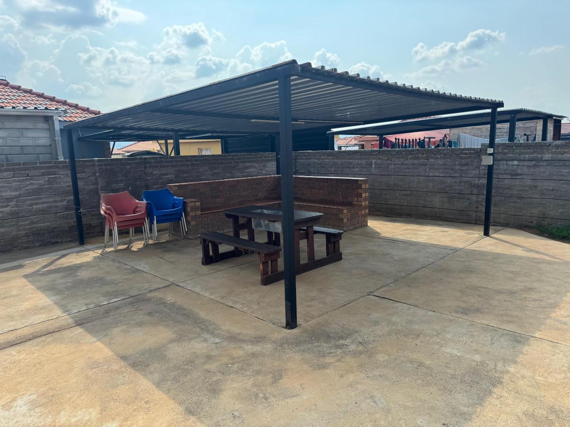Rhino House With 3 Bedrooms Next To Pilanesberg And Sun City Mogwase Bagian luar foto